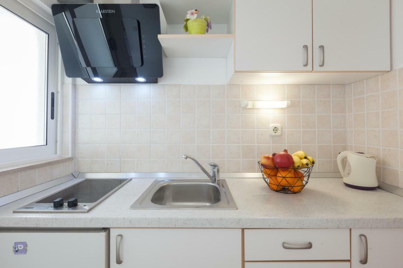 Vila Nela Tučepi Esterno foto